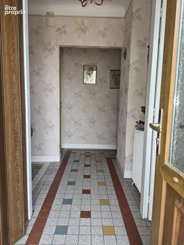 NAINTRÉ   Ensemble immobilier avec deux maisons, dépendances et accès au Clain - photo 2