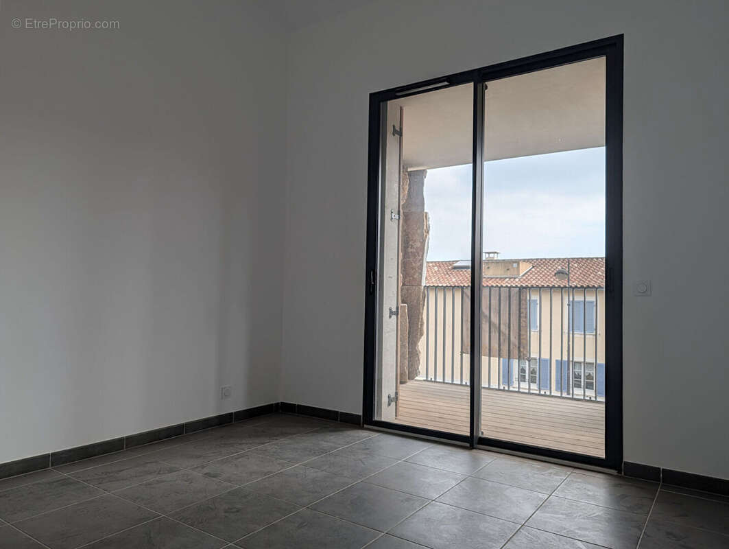 Appartement à BORMES-LES-MIMOSAS
