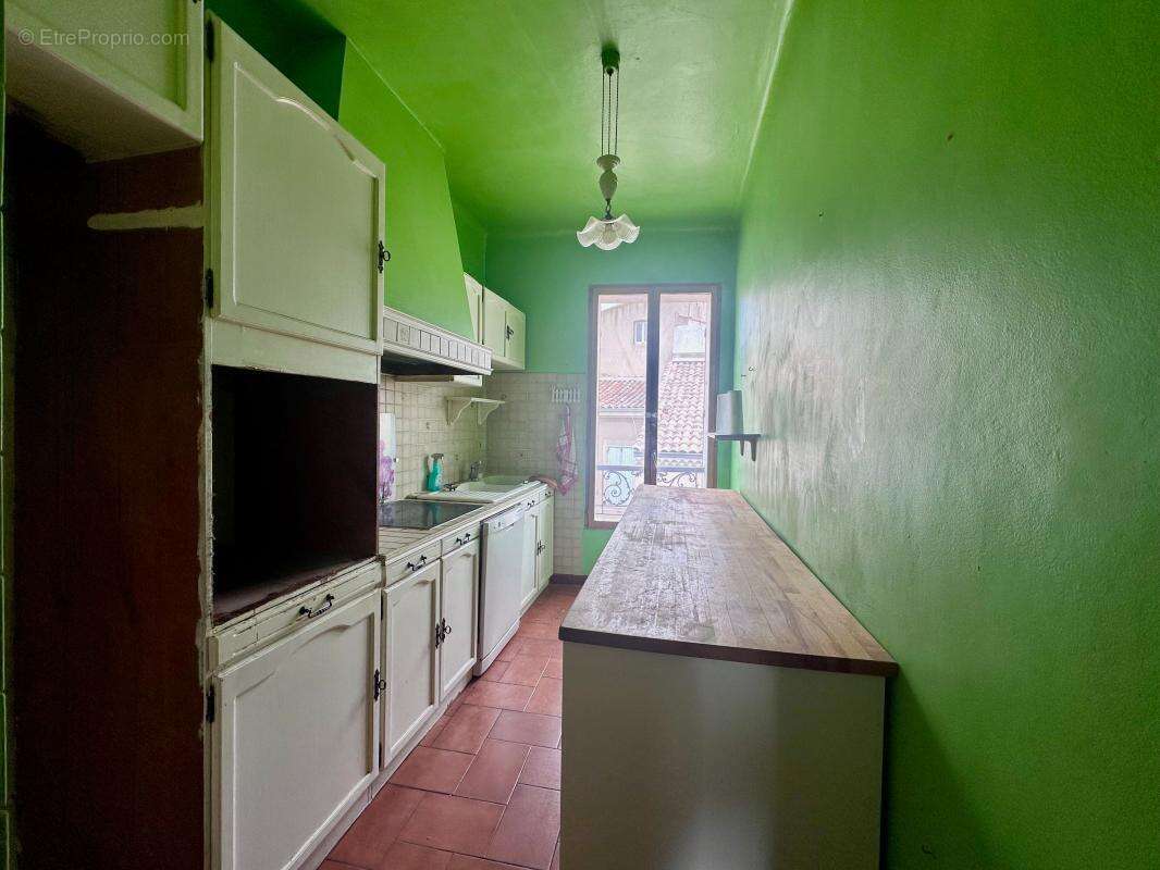 Appartement à MARSEILLE-11E