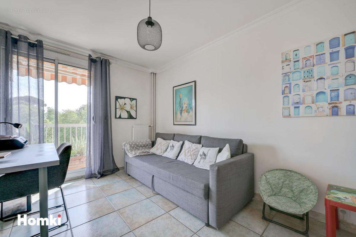 Appartement à MARSEILLE-10E