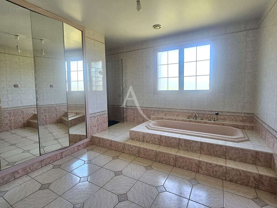 Maison à MONTHOU-SUR-CHER