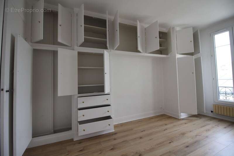 Appartement à LEVALLOIS-PERRET