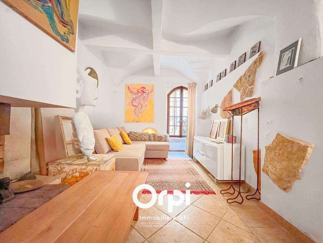 Maison à CAGNES-SUR-MER