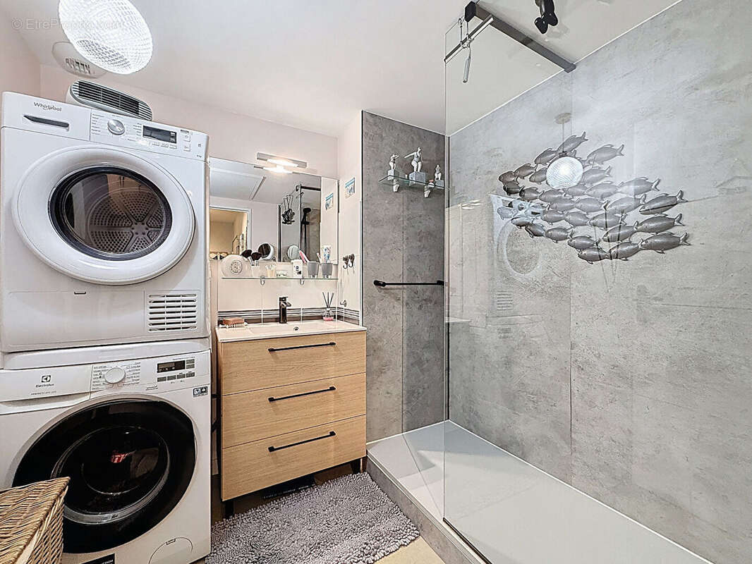 Appartement à SURZUR
