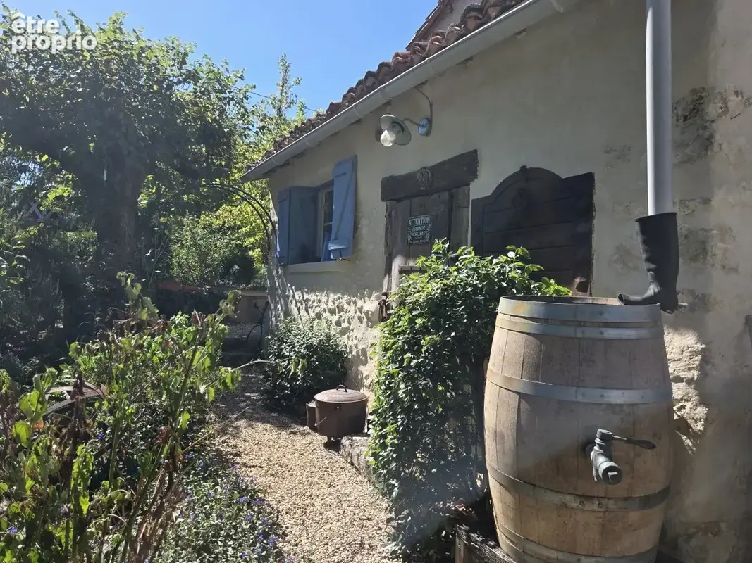 Maison en pierres en harmonie avec son jardin! - photo 31