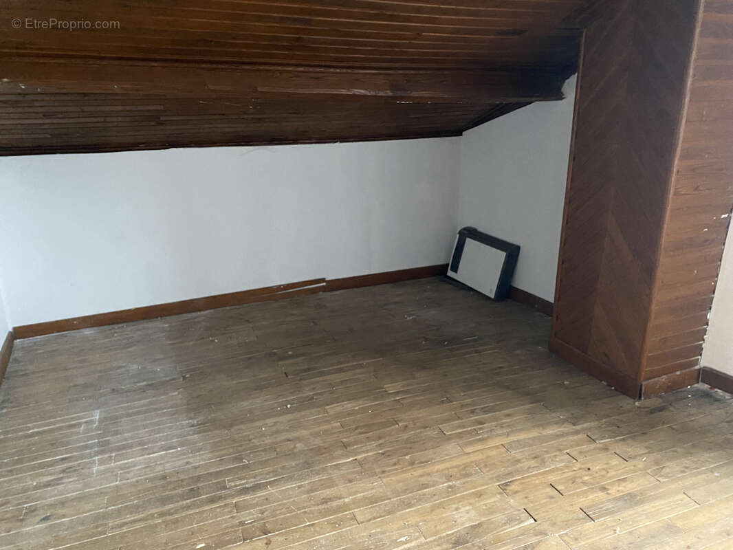 Maison à PRESSIGNAC