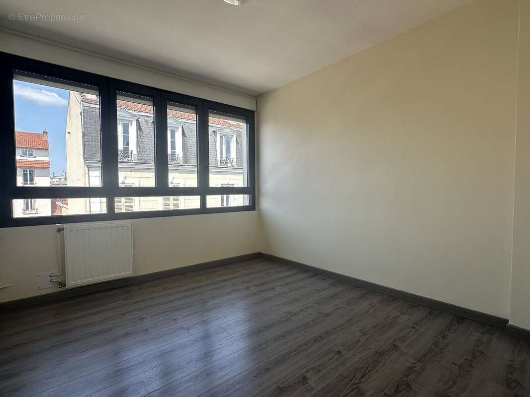 Appartement à ENGHIEN-LES-BAINS
