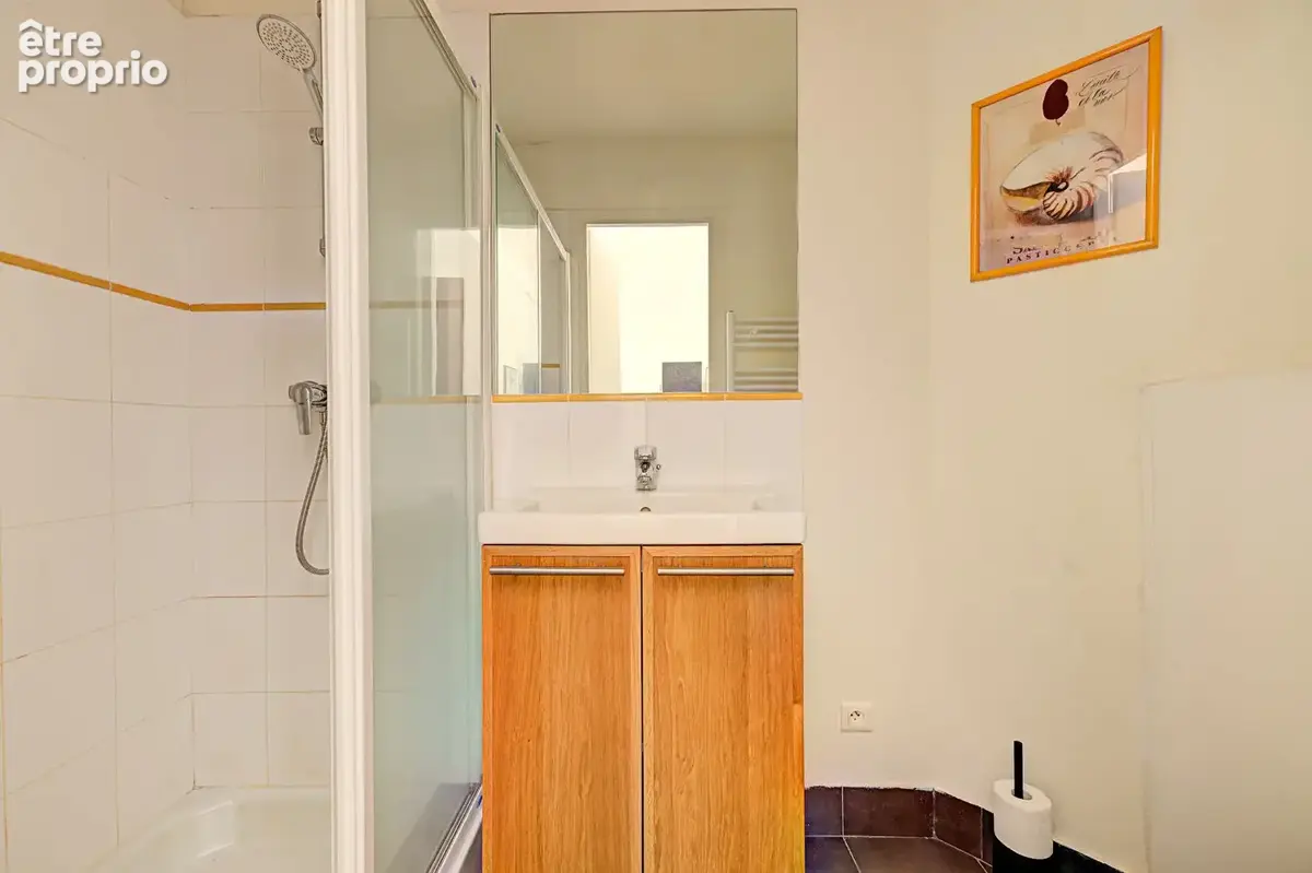 *** exclusivité  *** studio lumineux au calme avec loggia *** - photo 6