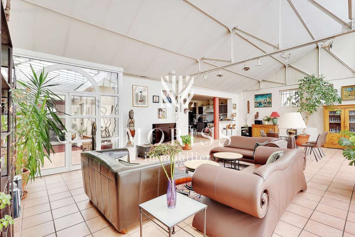 Maison à CHARENTON-LE-PONT