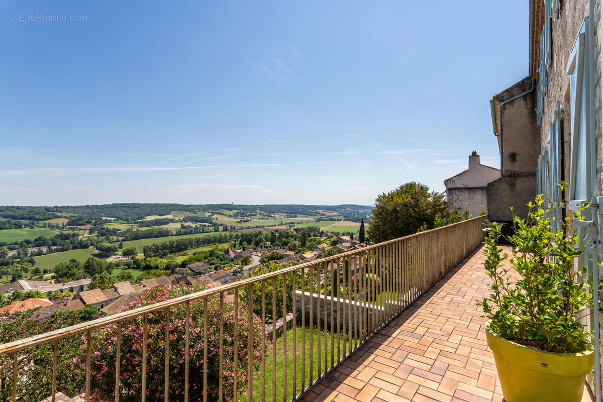Maison, jardin, garage et vue imprenable - photo 16