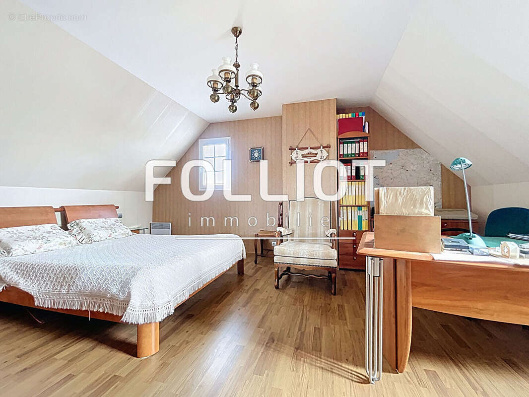 Maison à BRETTEVILLE-SUR-ODON