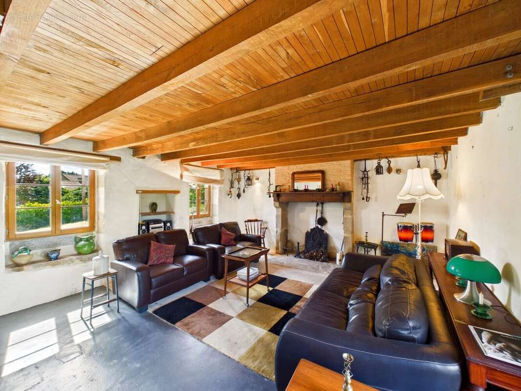 Maison en pierre  avec maison d'amis indépendante dans un hameau paisible - photo 10