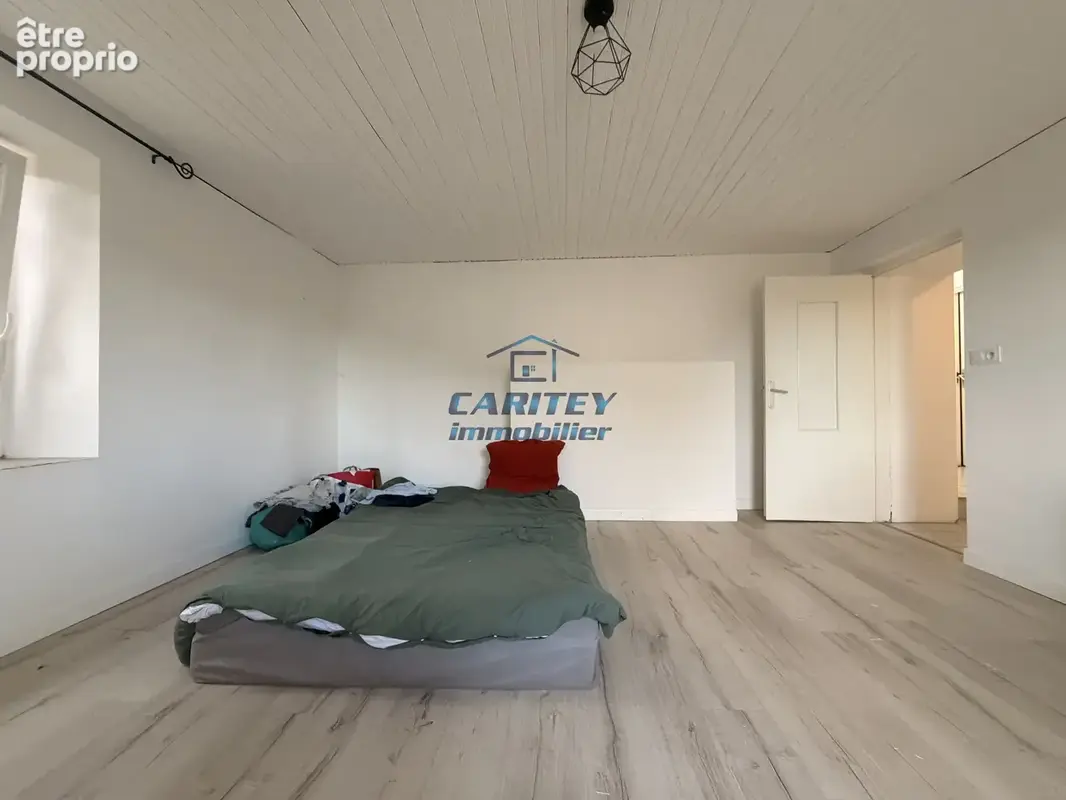 Maison 4 chambres sur 8 ares de terrain - FROIDECONCHE 70300 - photo 8