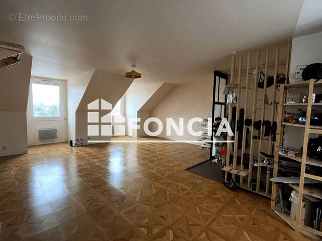 Appartement 5 pièces 3 chambres en centre-ville - photo 2