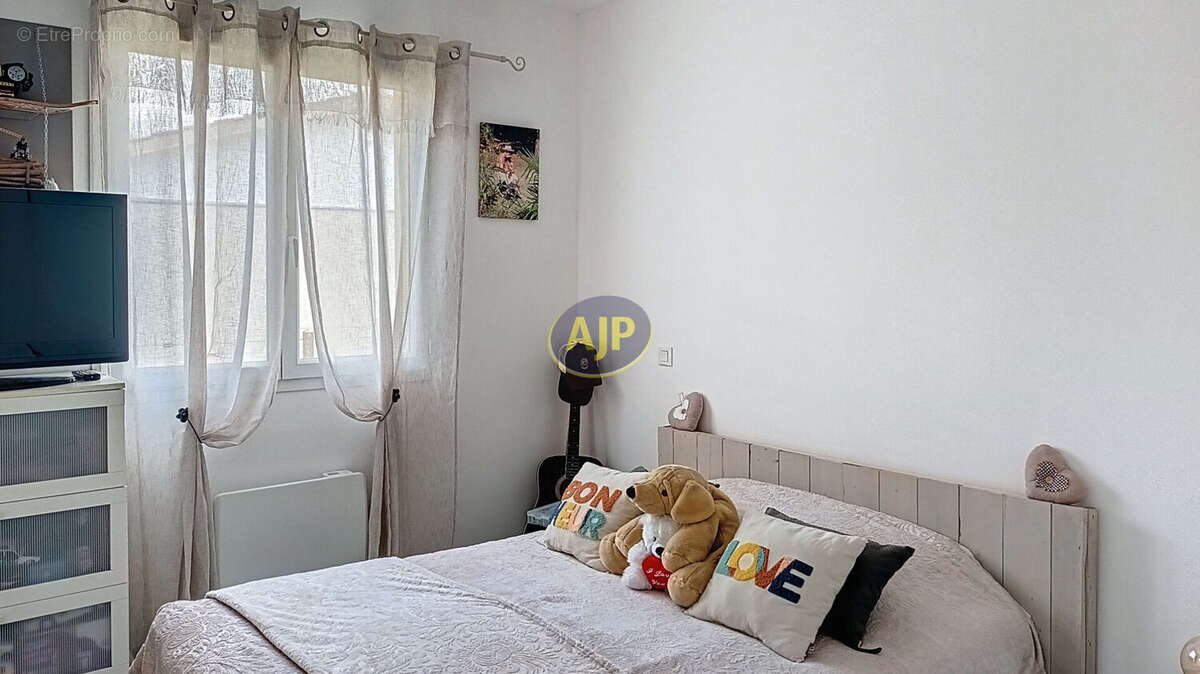 Maison à GRAYAN-ET-L'HOPITAL