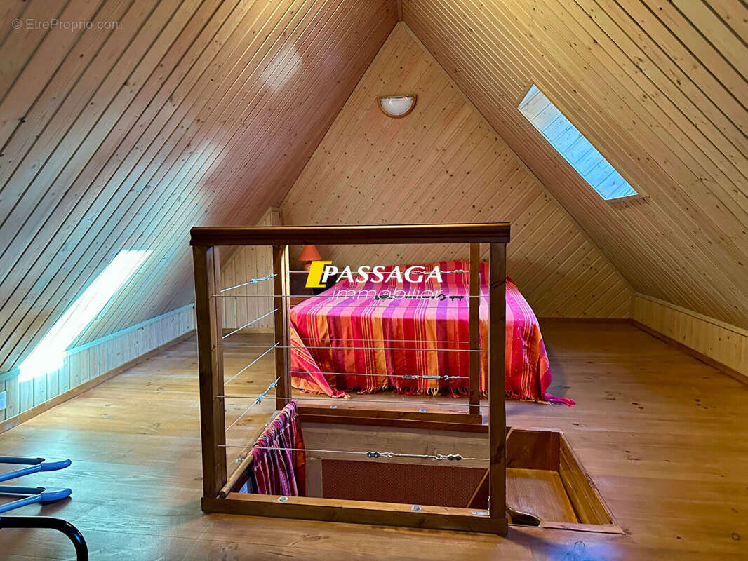 Maison à SAINT-PIERRE-DE-NOGARET