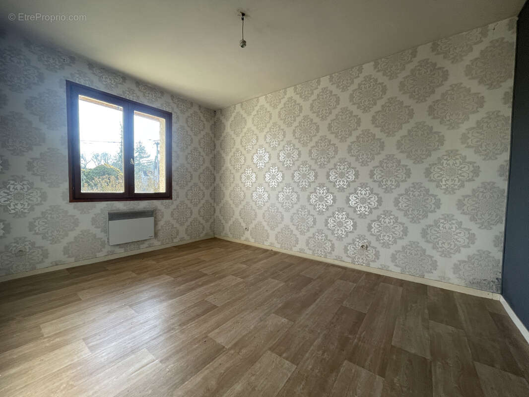 Appartement à VILLIERS-SUR-MORIN