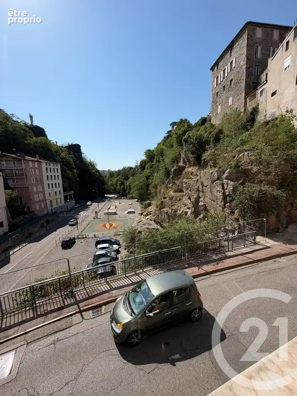 Appartement 58 m² à Annonay  - photo 8