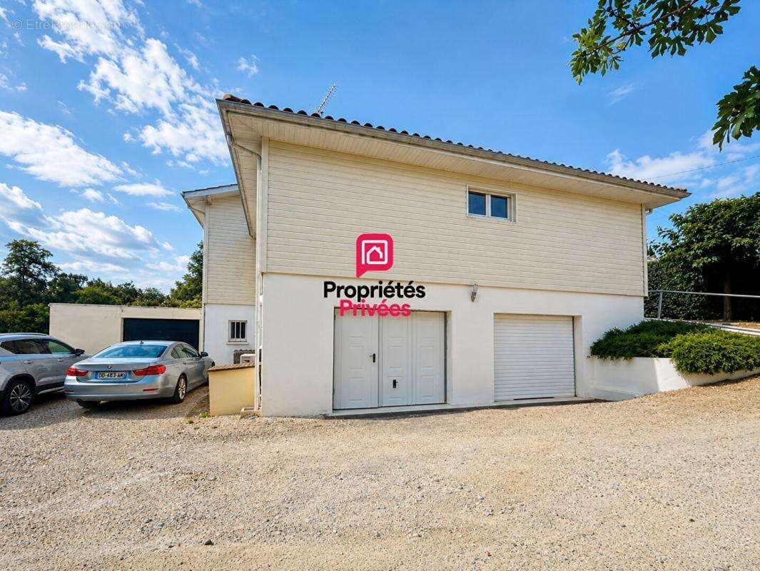 Maison à ossature bois avec vue et sous-sol complet, terrain de 3 800 m² - photo 4