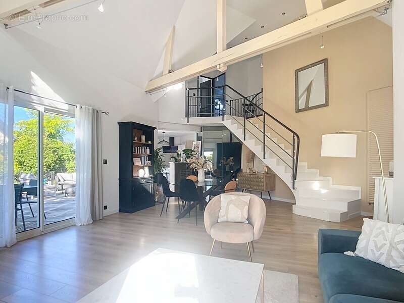 Monts – Maison familiale 4 chambres  avec piscine – Vente Interactive à partir de 349 999 €* - photo 2
