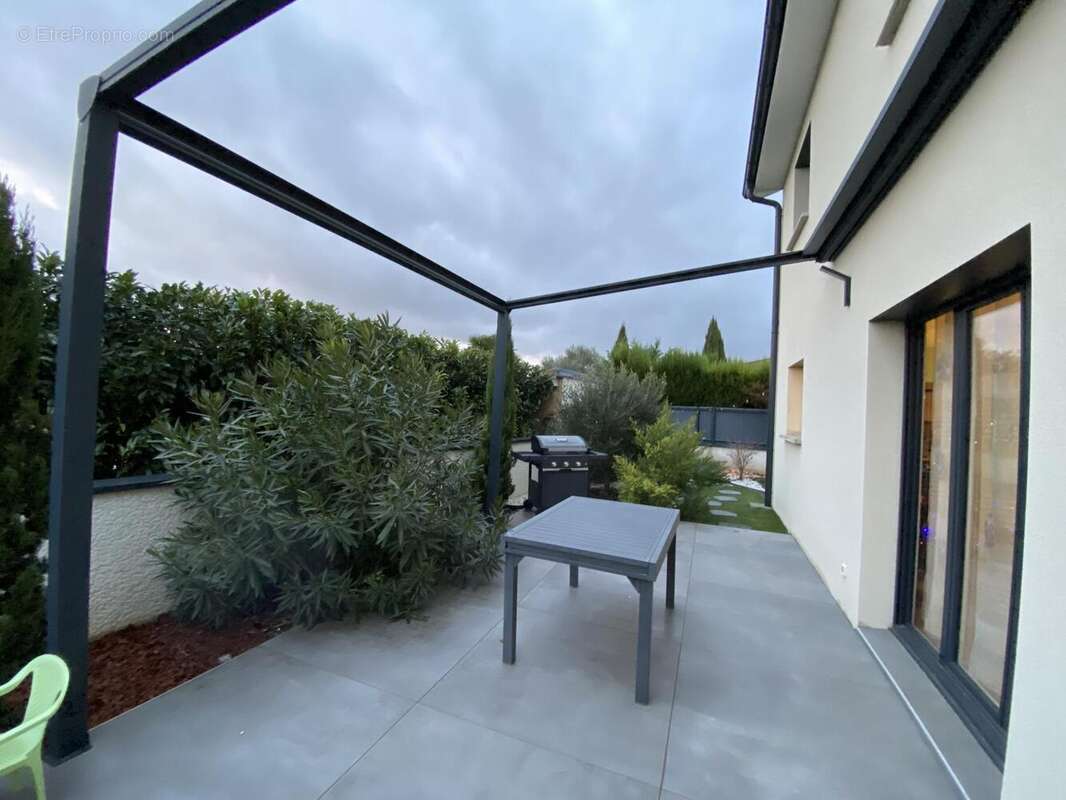 Photo 2 - Maison à FAREINS