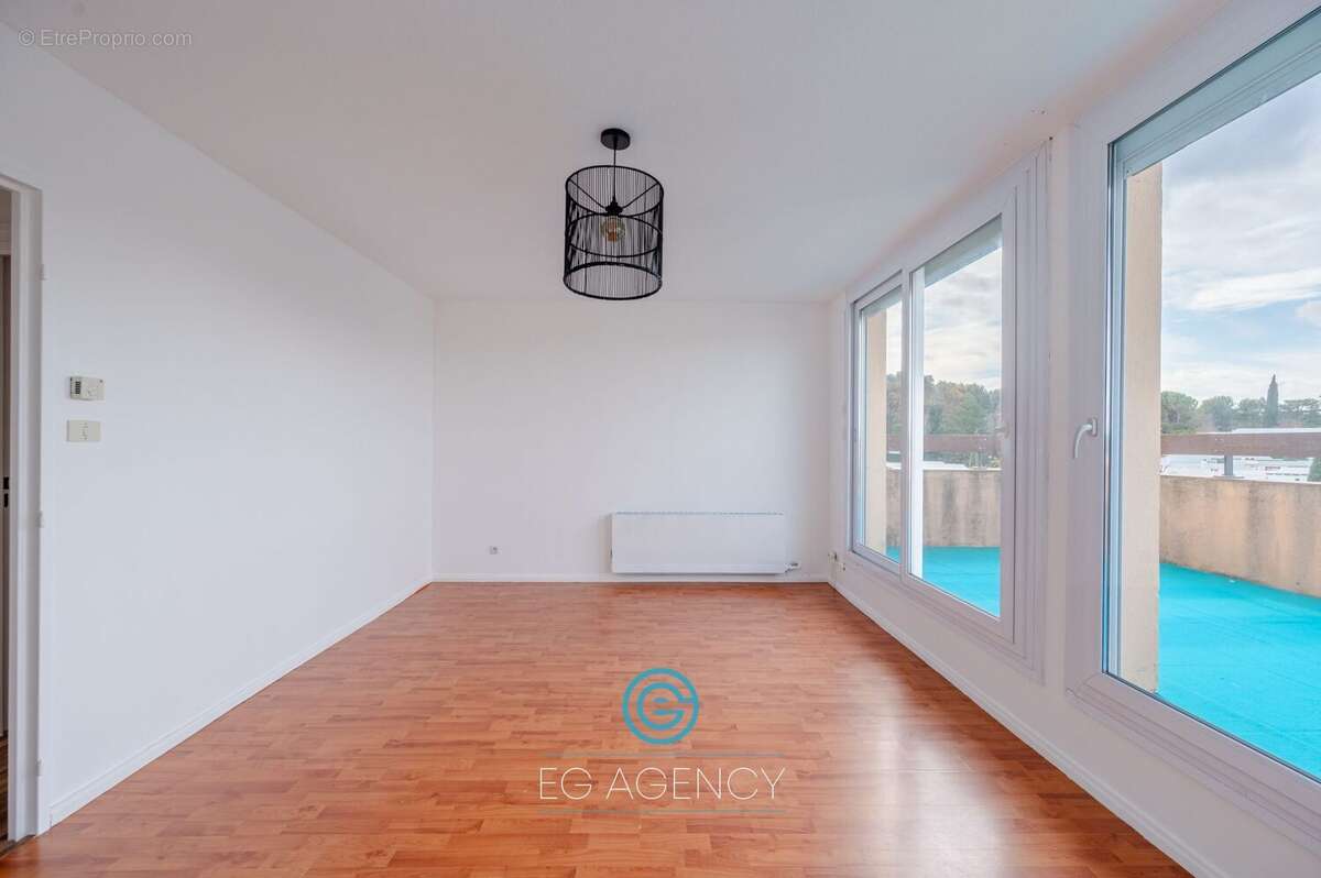 Appartement à MARSEILLE-9E