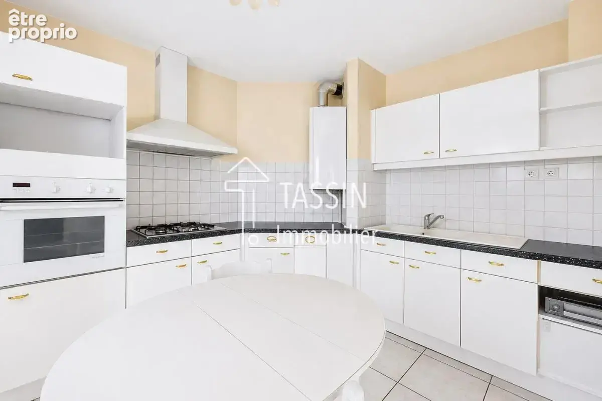 Tassin - T3 au calme et proche des commodités - photo 7