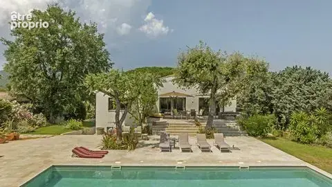 Maison 10 pièces 300 m² à vendre à Grimaud (83310) - photo 3
