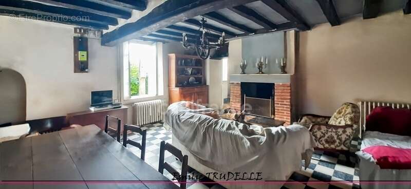 Maison authetique à vendre 4 pièces PONCE SUR LE LOIR (72) terrain 537m² - photo 3
