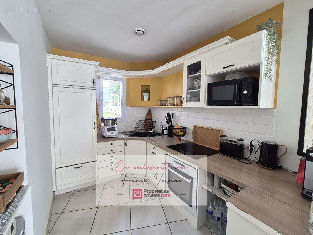 Maison à LES HERBIERS