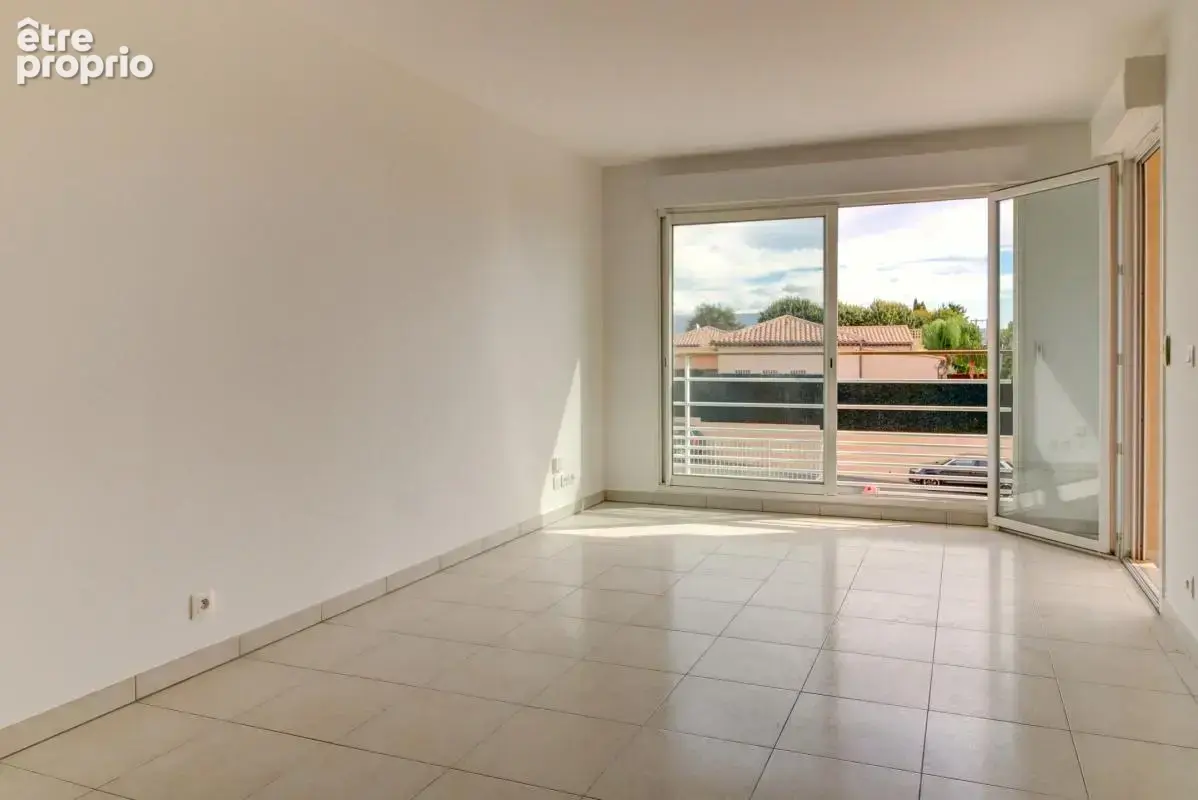 Nice Fabron – 2 pièces au calme avec terrasse et piscine - photo 7