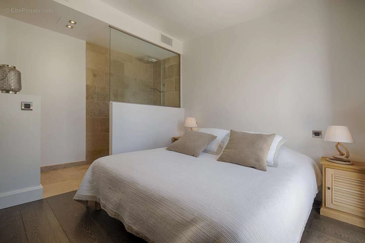 Maison à MOUGINS