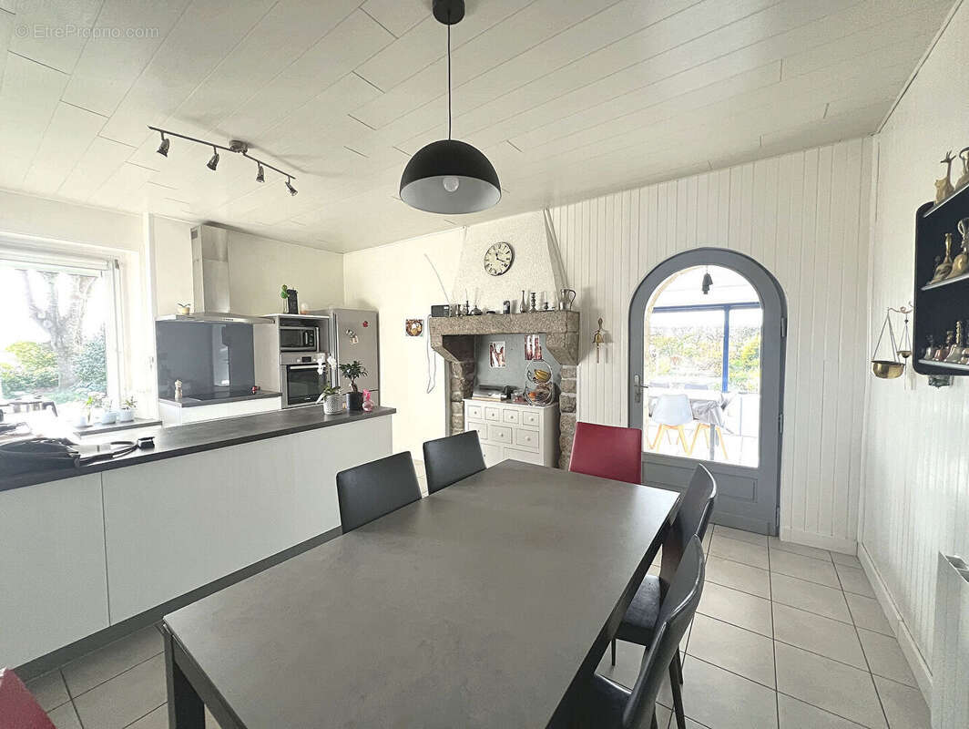 Maison à SAINT-DONAN