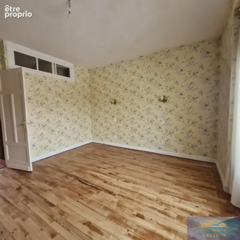 EXCLUSIVITE appartement de caractère en hyper centre de  LOURDES - photo 13