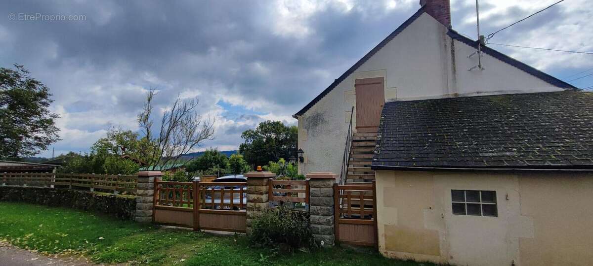 Maison à PREMERY