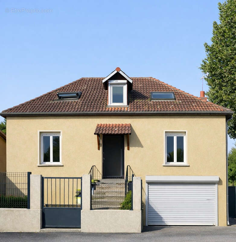 Maison à SAINT-ETIENNE-DE-VICQ