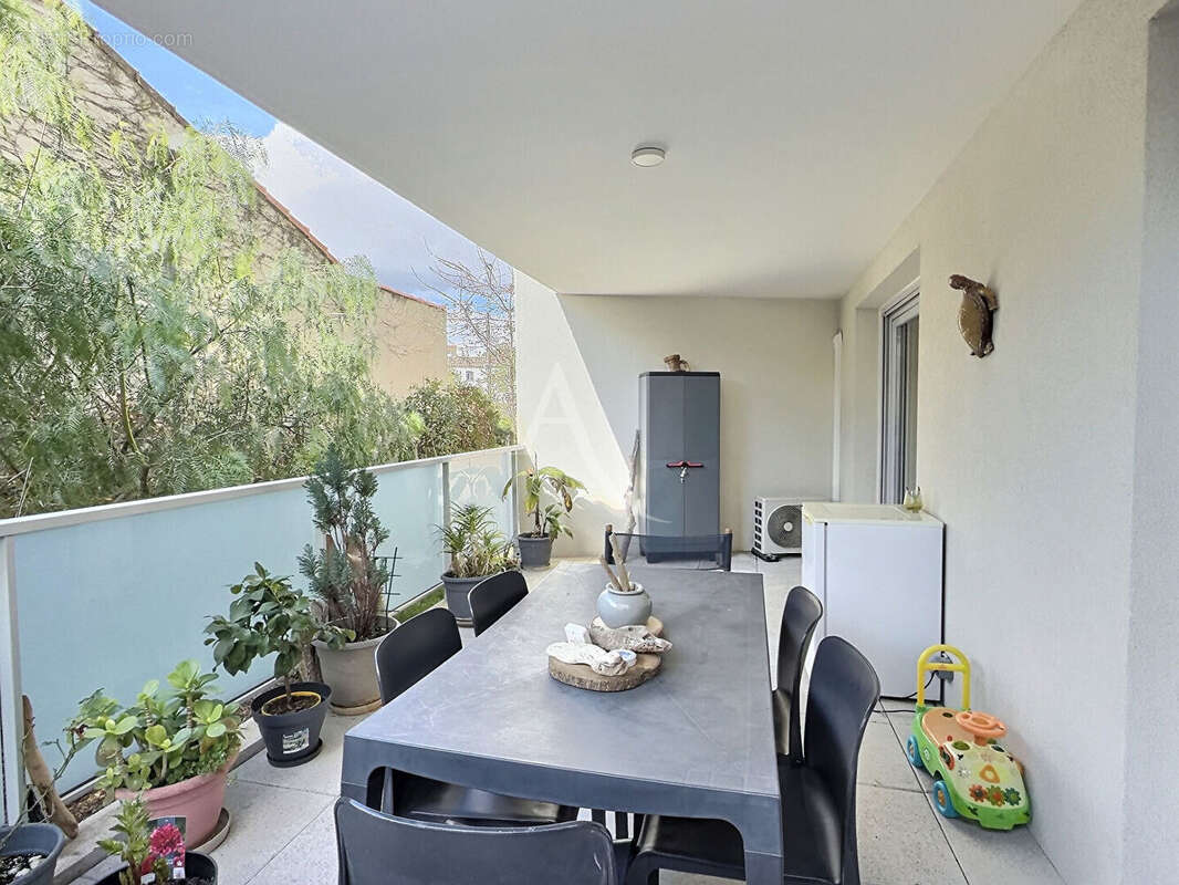 Appartement à MARSEILLE-11E