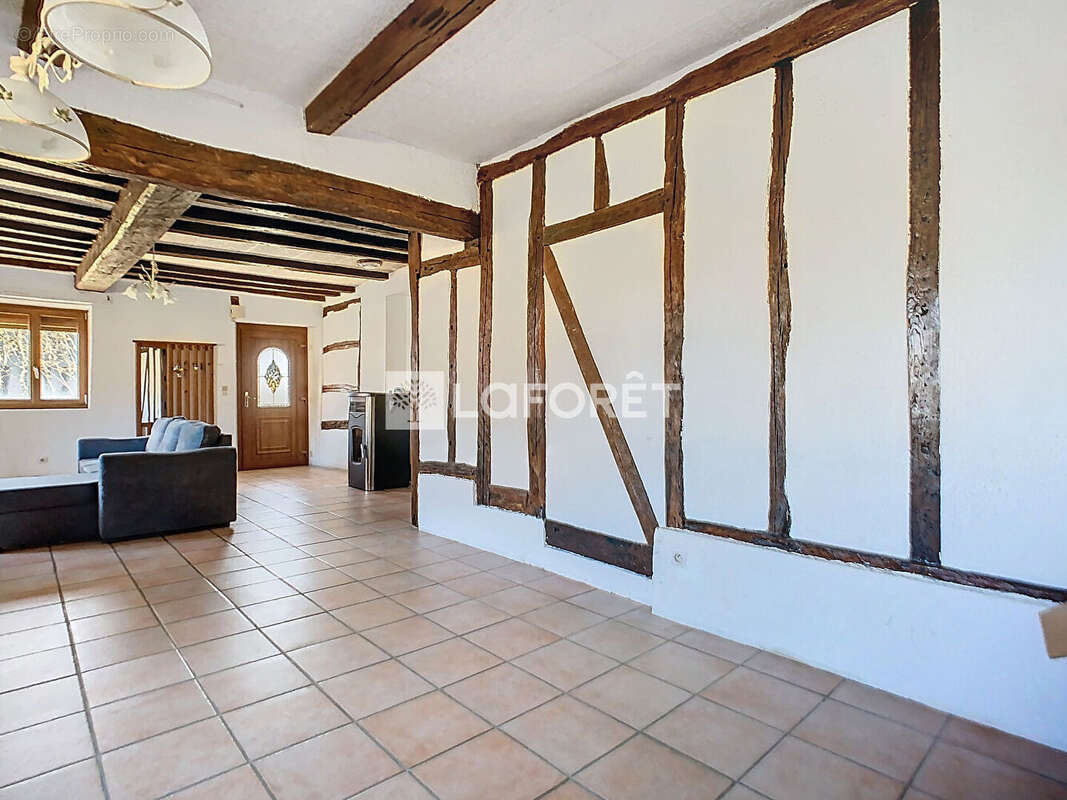 Maison à BELVAL-EN-ARGONNE