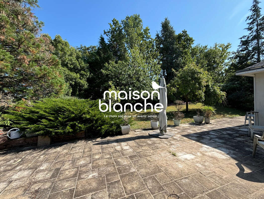 Maison à BOUCHEMAINE