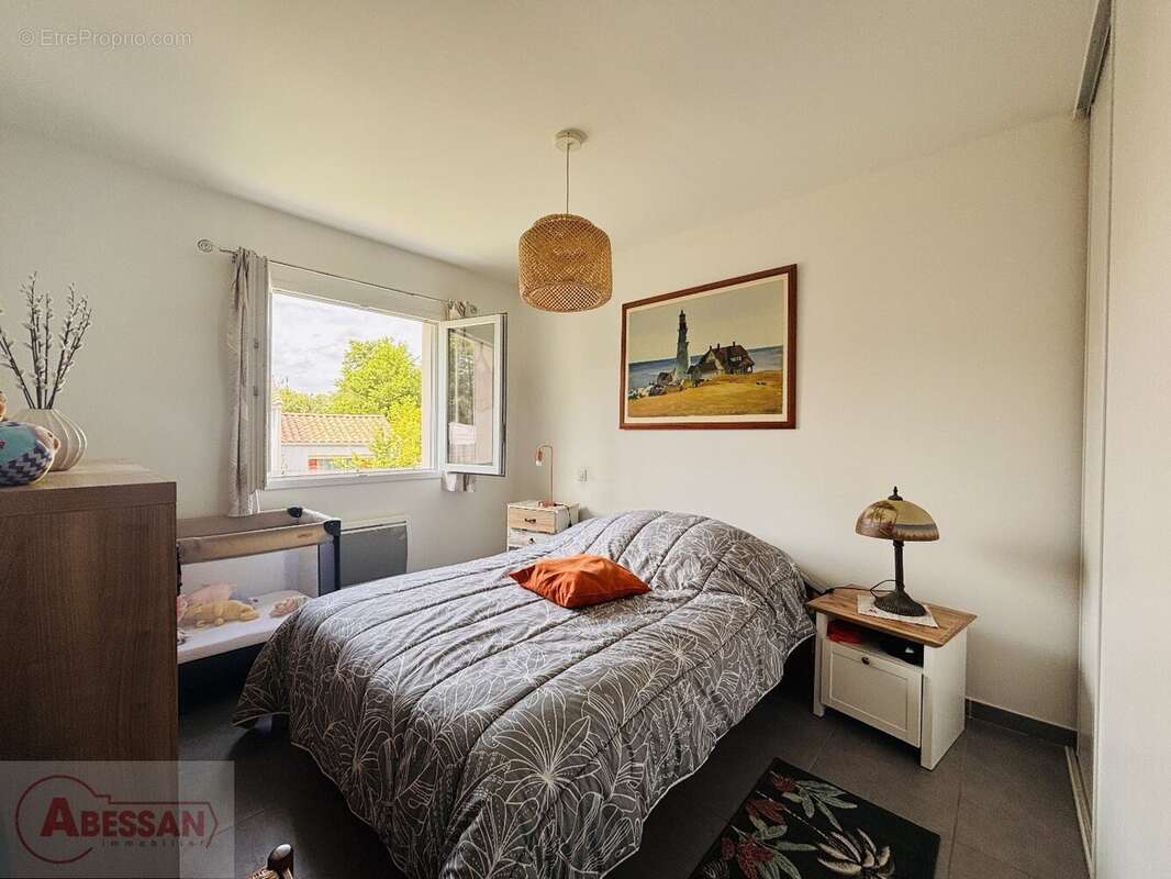 Maison à ALLEGRE-LES-FUMADES