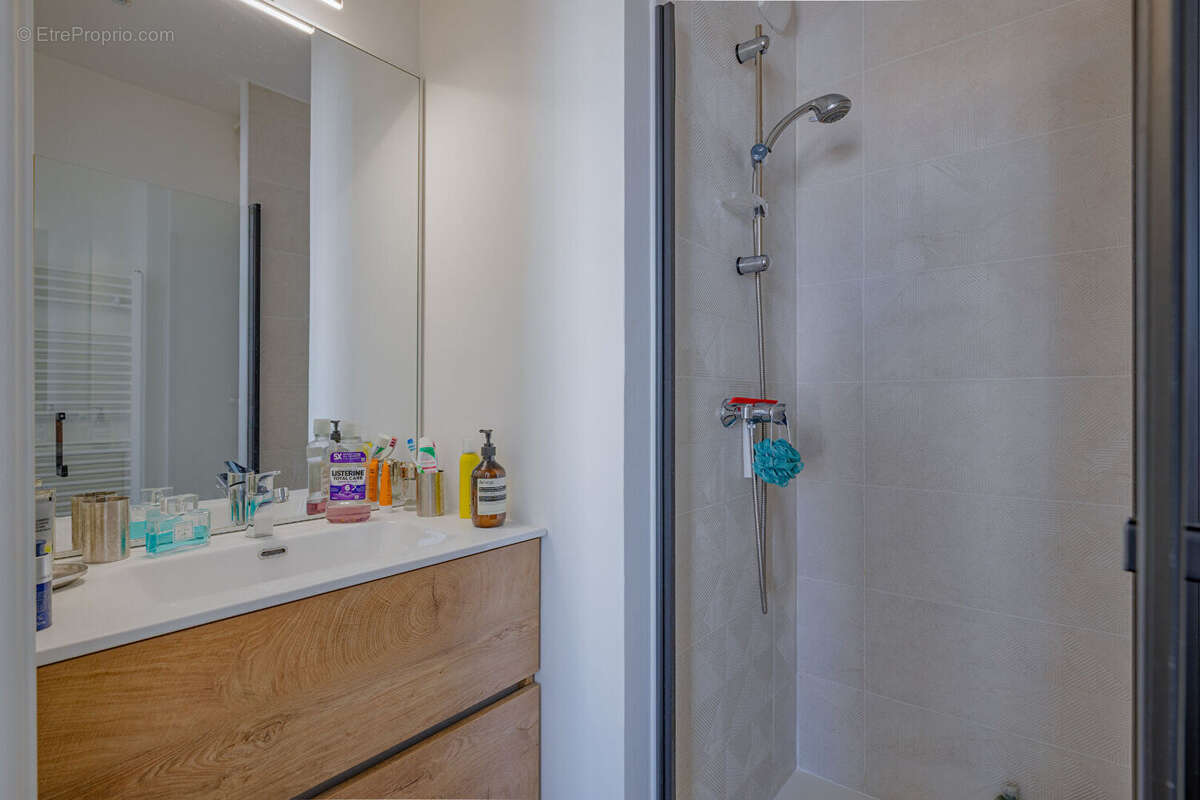 Appartement à LYON-8E