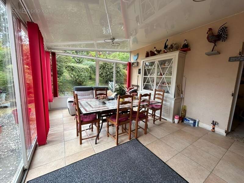 Dpt Dordogne (24), à vendre COULAURES maison P11 de 390 m² - Terrain de 4 828,00 m² - Plain pied - photo 8