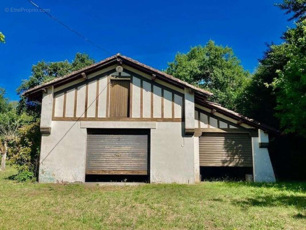 Maison 182 m² à Losse  - photo 2