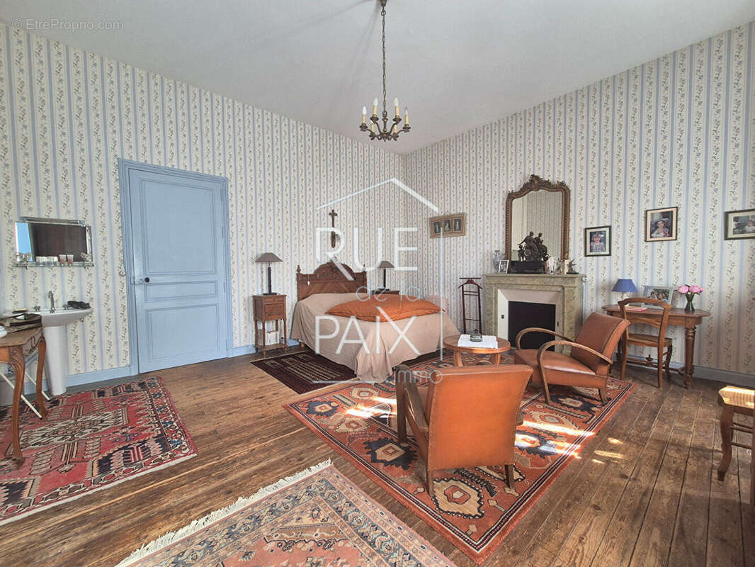 Maison à BASSES