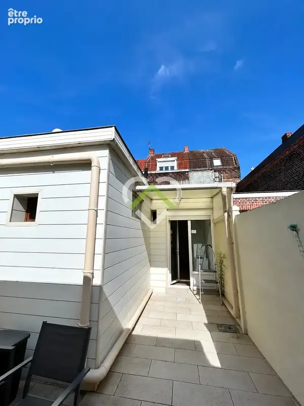 Grande maison au centre-ville de CROIX avec grande terrasse ! - photo 10