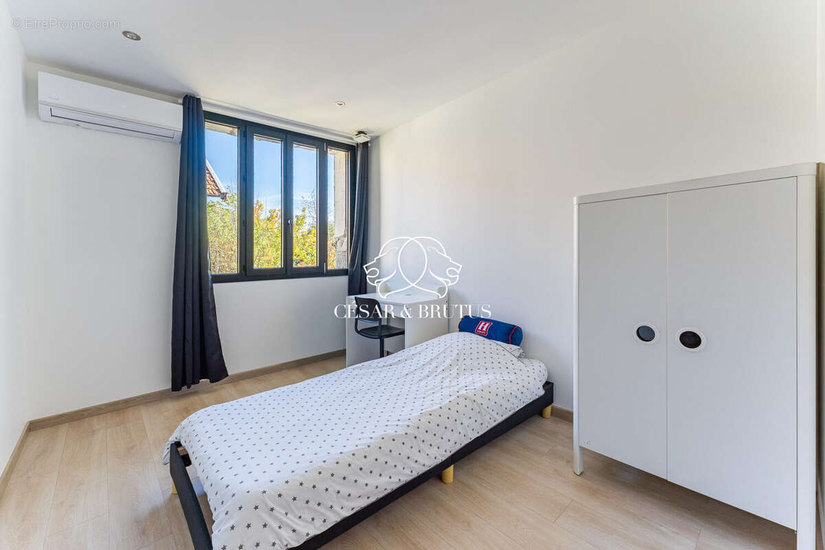 Maison à VILLEURBANNE