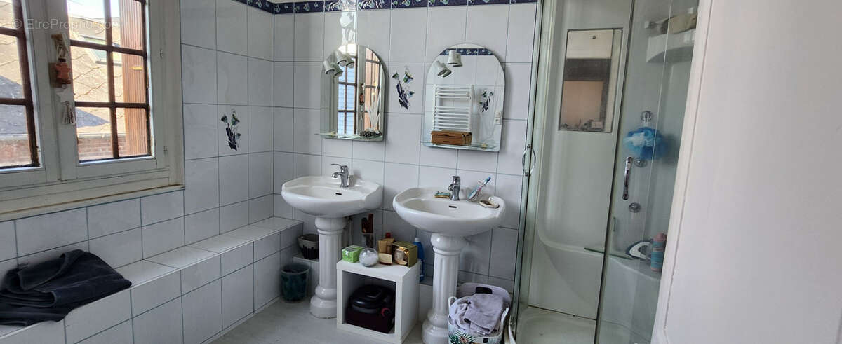 Maison à NEUFCHATEL-EN-BRAY