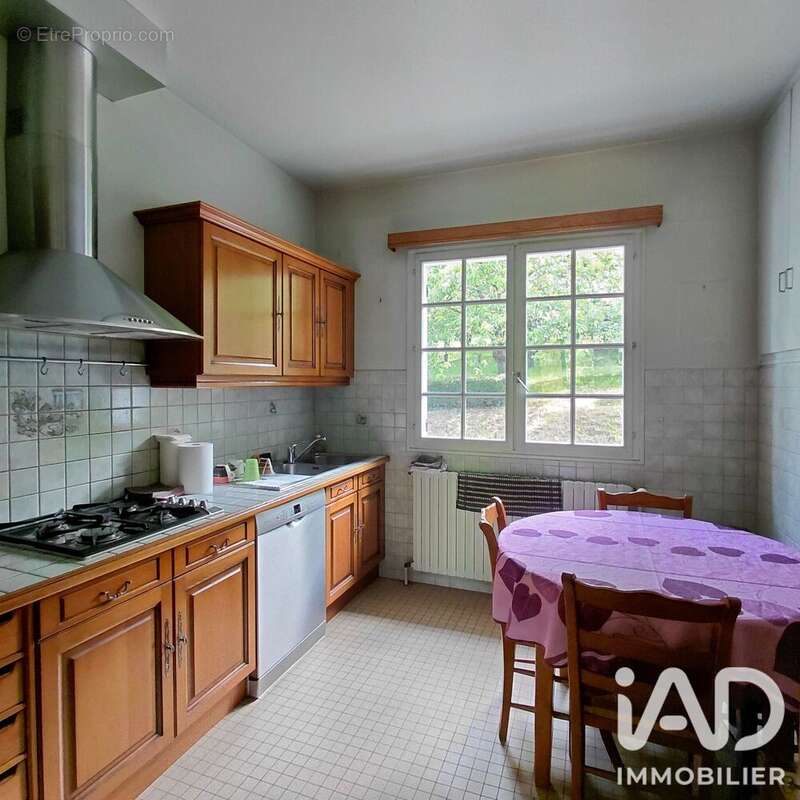 Maison 109 m² à Joigny  - photo 2