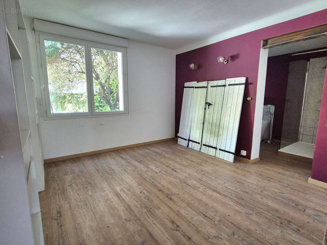 Maison familiale T8 secteur calme - photo 13