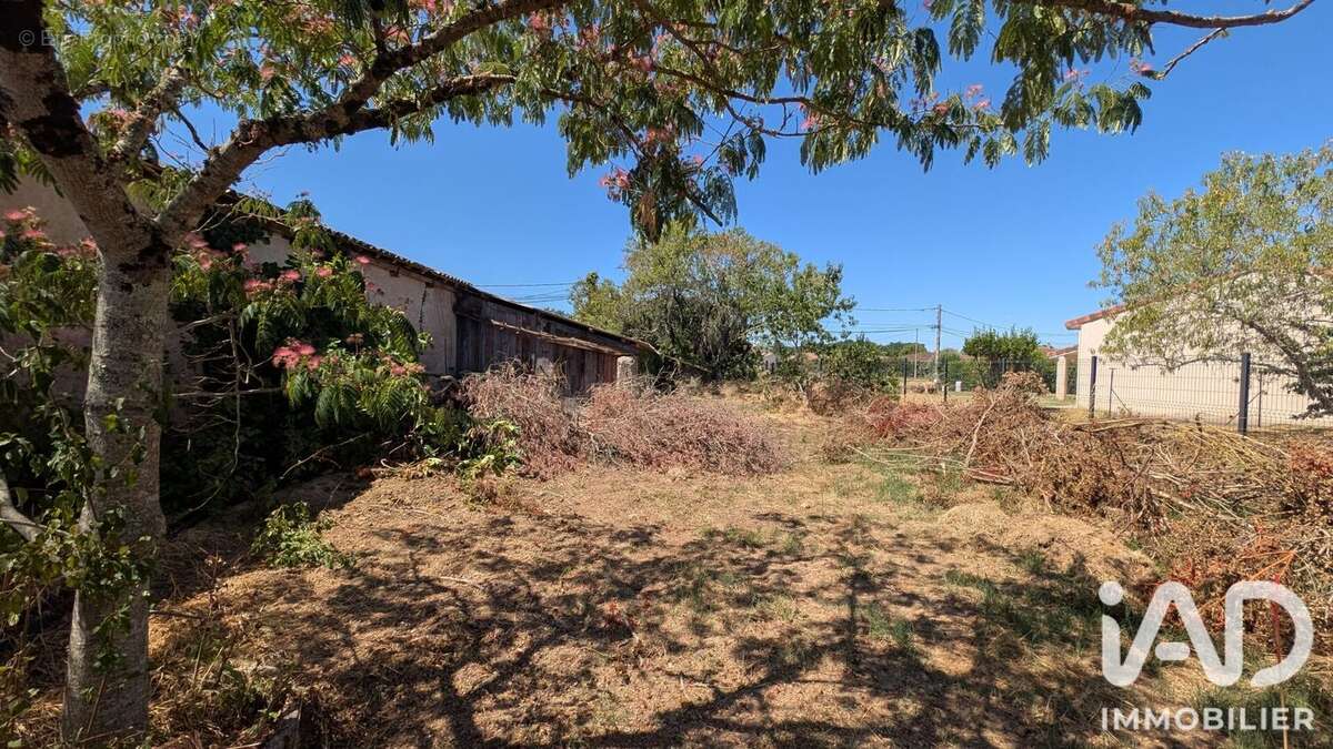 Appartement 135 m² à Giroussens  - photo 2